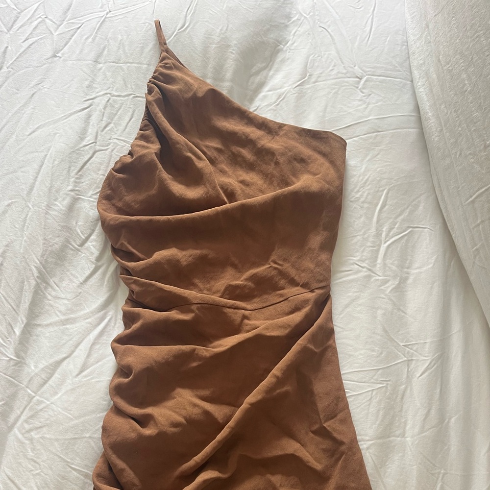 The Sei brown one shoulder mini dress sz 0